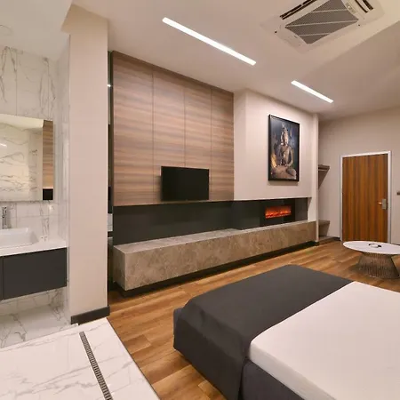 Otel Nish Suites&hotel