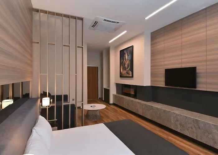 Nish Suites&hotel Otel 3*