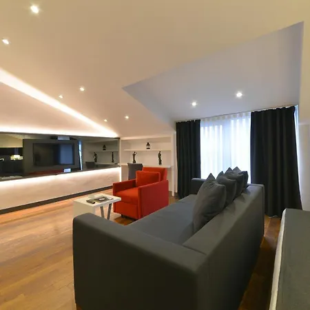 Nish & Hotel 3*
