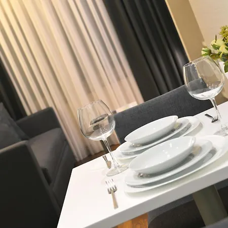 Nish & 3* Isztambul