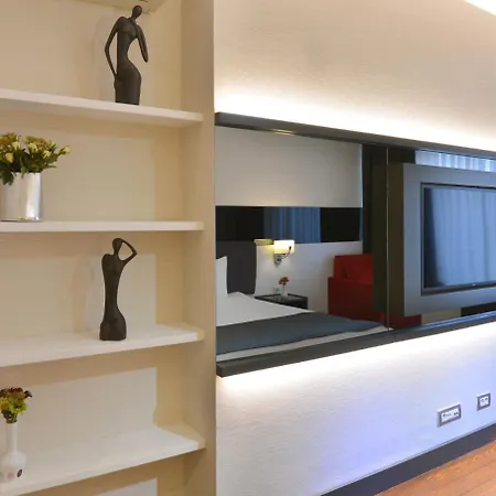 Nish & 3* Provincia di Istanbul