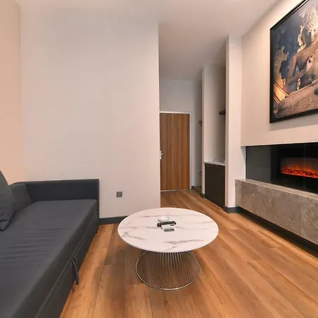 Nish & Hotel Provincia di Istanbul