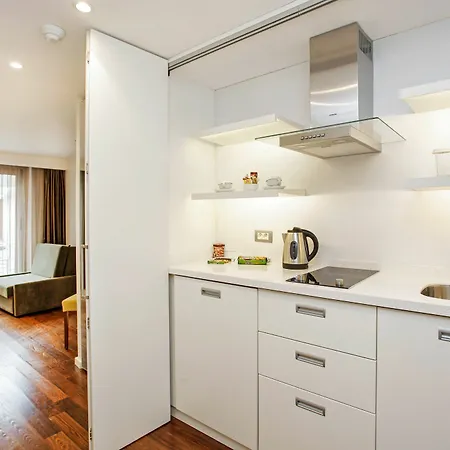 Nish & Provincia di Istanbul